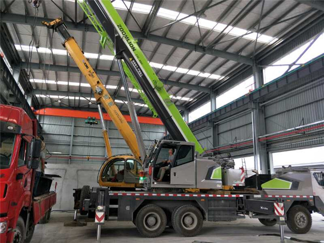 庆元县高空车出租需要注意哪些安全事项？