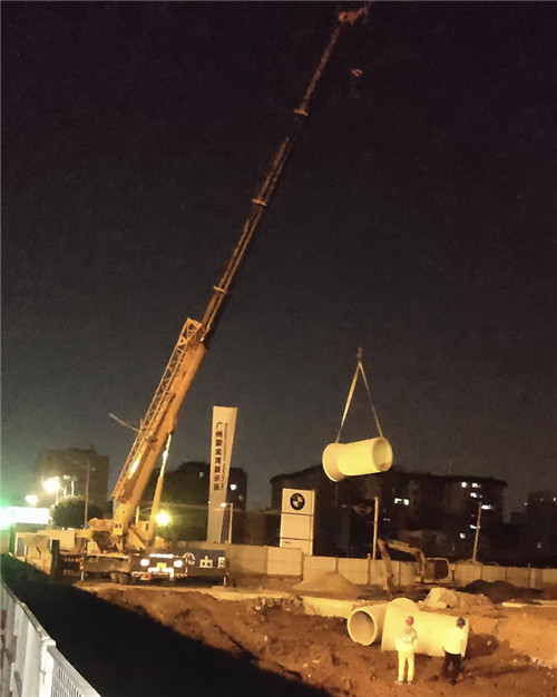 庆元县“弯臂矫正”—— 吊车的 “形变补偿” 技术